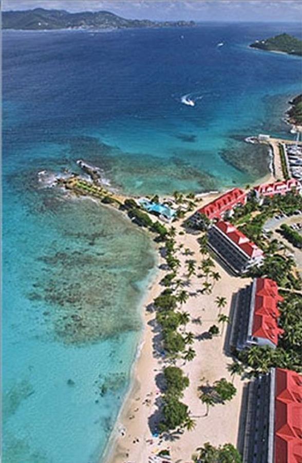 蓝宝石海滩度假村 East End  外观 照片